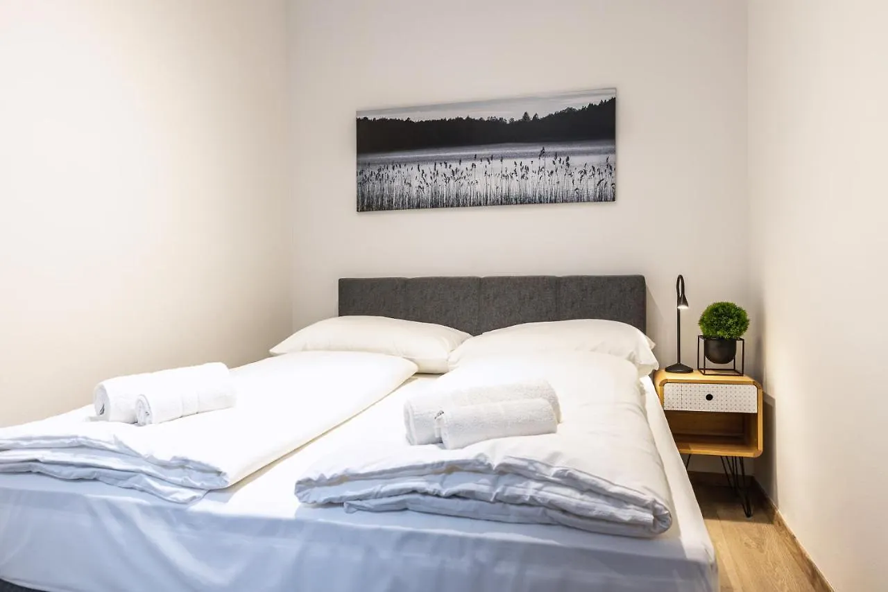 Modern And Lovely Apartment Next To Subway Station Vienna