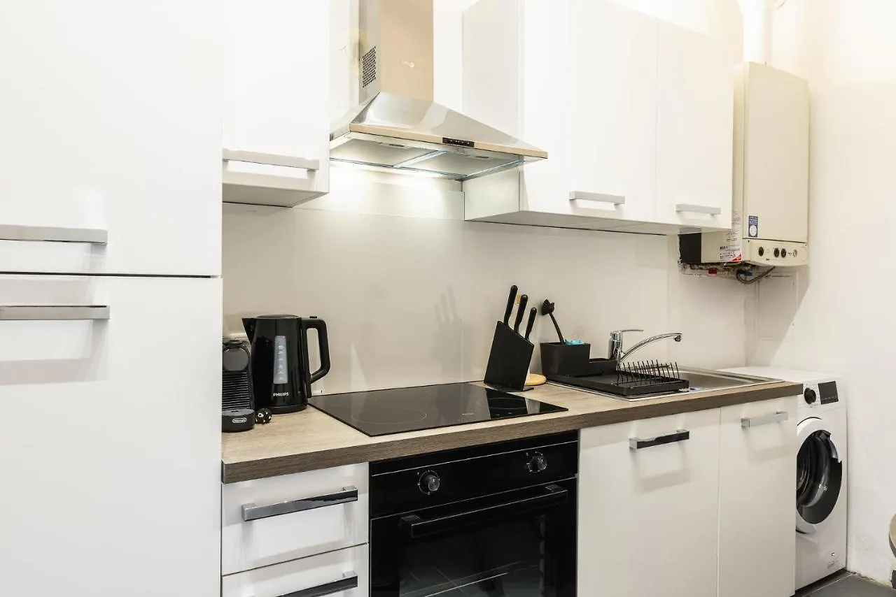 Modern And Lovely Apartment Next To Subway Station Vienna 0*,  Austria